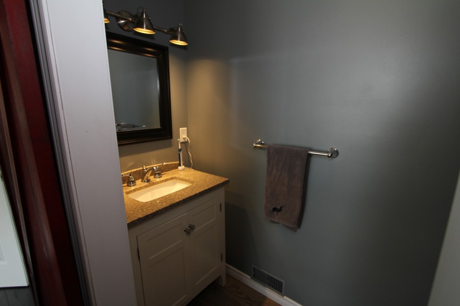 Bathroom 1 - En-Suite - Main Level